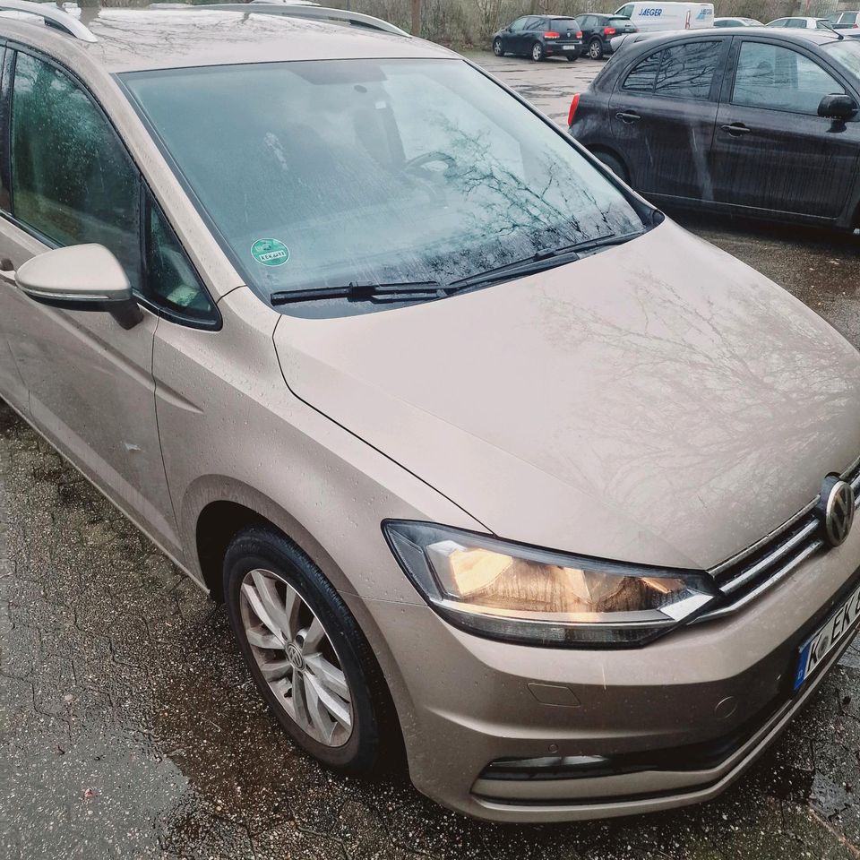 VW touran 7 sitzer 1.6 in Köln