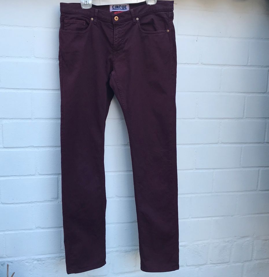 Cinque Jeans burgund Gr. 33/34 in Essen-Haarzopf