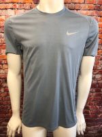 Shirt von Nike 50 52 L grau Niedersachsen - Rinteln Vorschau