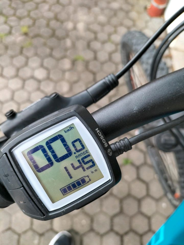E Bike Cube Acid Mountainbike in Neufahrn