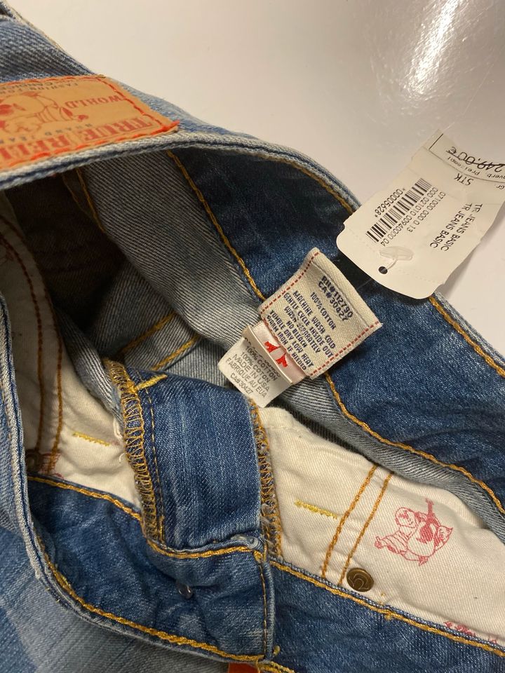 Deadstock weites Bein True Religion Jeans baggy in Berlin