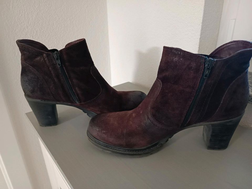 Marc Stiefeletten Boots 41 Beere in Schwendi