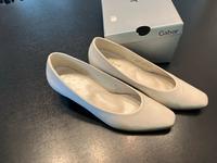 Absatzschuhe weiß/perlmut Gr 5/38 Gabor Hochzeit Berlin - Pankow Vorschau