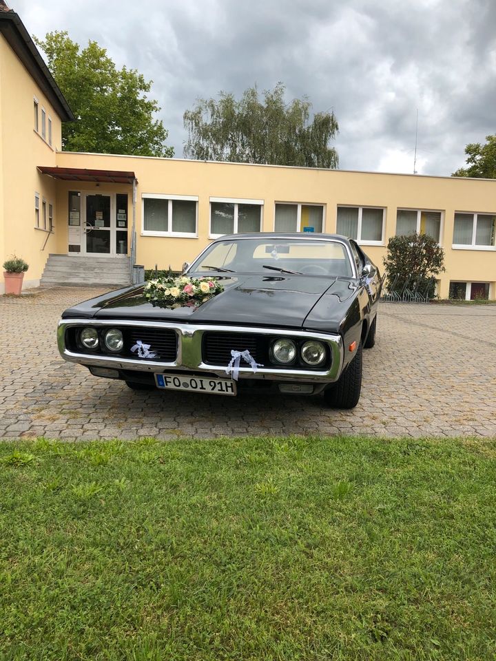 Hochzeitsfahrt Oldtimer US-Car Brautauto Hochzeitsauto Dodge in Neunkirchen a. Brand