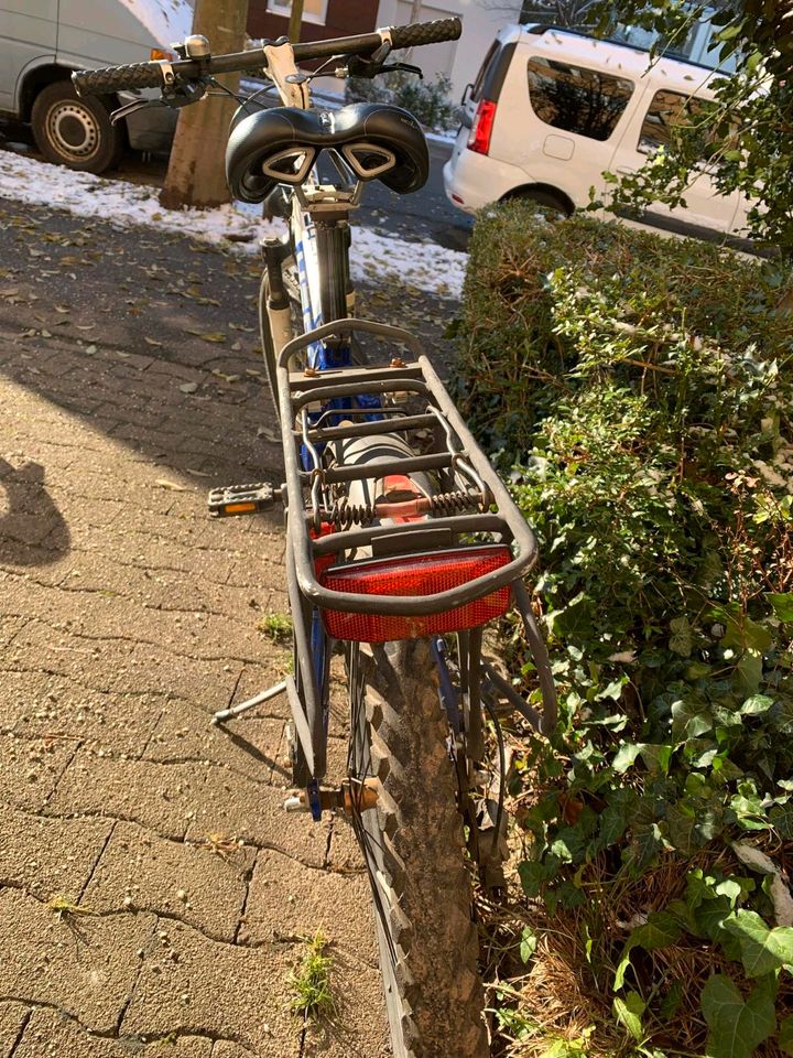 Kinderfahrrad, Hercules, 26 Zoll blau weiss in Freiburg im Breisgau