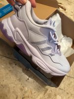 Sneaker Adidas ozweego lila neu! Hessen - Schwalmstadt Vorschau