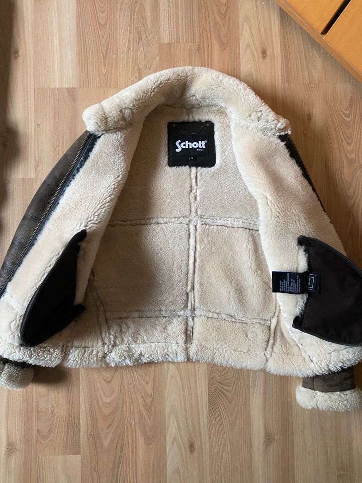 Schott NYC Lammfelljacke / shearling in Frankfurt am Main