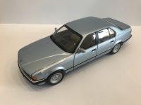 MINICHAMPS BMW E32 730i 1986 hellblau 1:18 100023008 Modellauto Rheinland-Pfalz - Ochtendung Vorschau