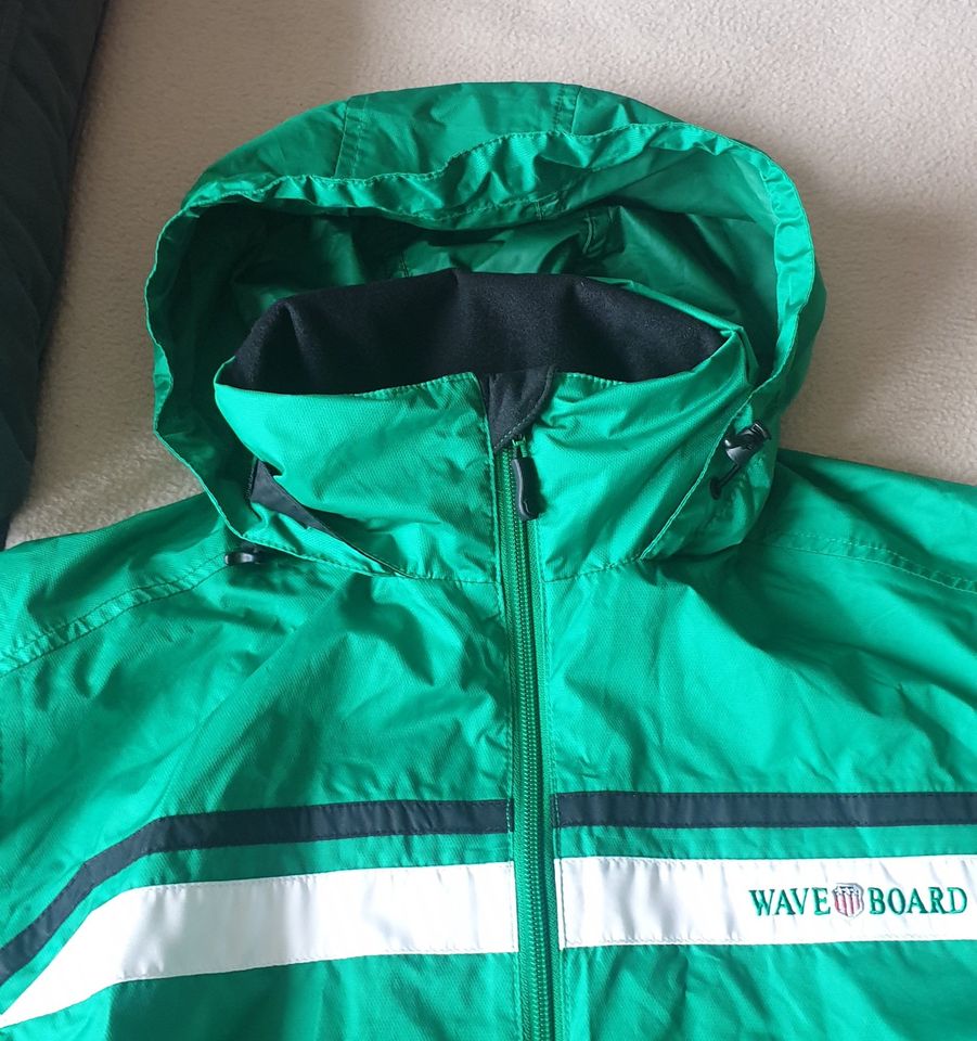 Waveboard / Regenjacke / Windbreaker / Herren / grün / L in München