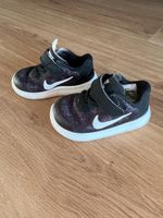 Nike Sneaker, Turnschuhe Gr. 21 Bayern - Augsburg Vorschau