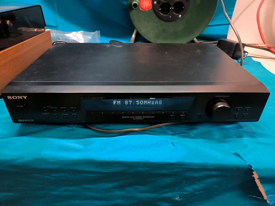 Sony ST-SE570 High End Radio Tuner /Regal207 in Berlin