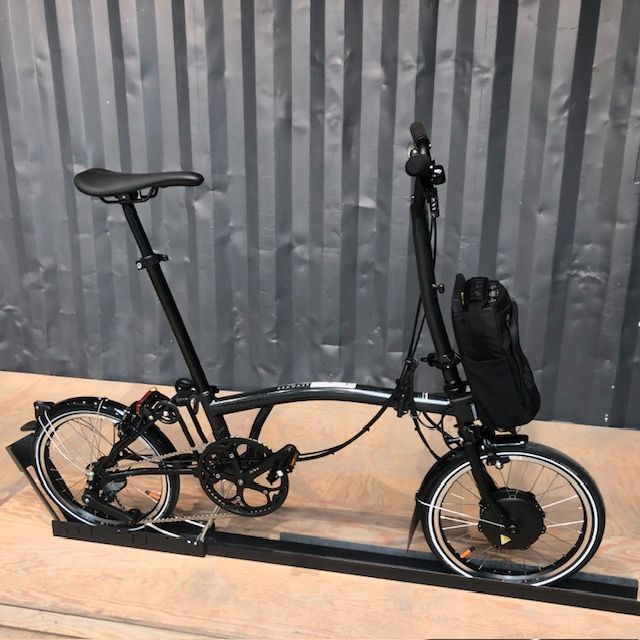 Brompton Electric P-Line Urban H4L I 4-Gang I BROMPTON_argmbh in Berlin