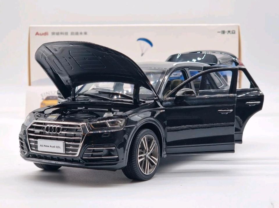 1:18 Audi Q5 2018 Paudi Modellauto Schwarz in Delmenhorst