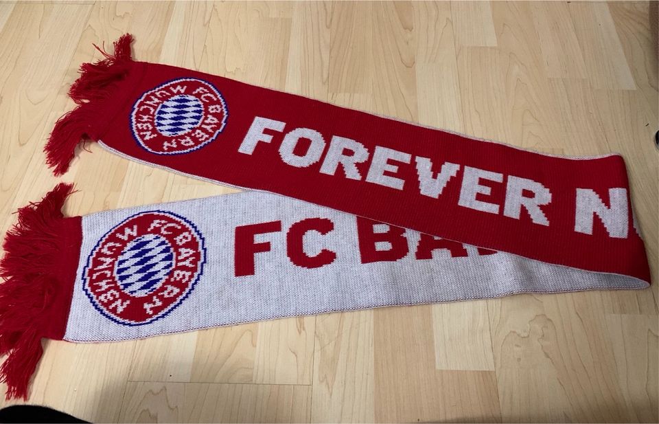 FC Bayern München Schal Forever Number One FCB in Heilbronn