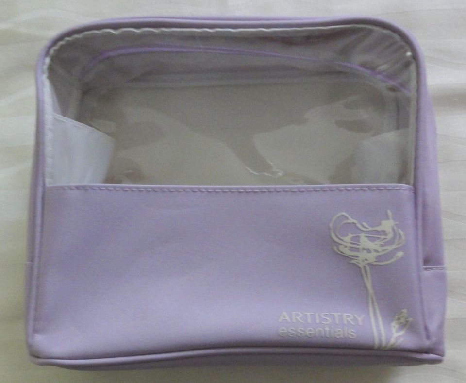 ARTISTRY Kosmetiktasche Kulturbeutel Lavendel PVC Reißverschluss in Lübeck