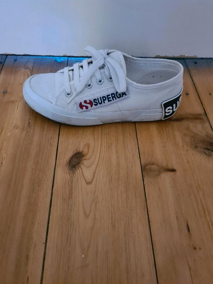 Superga Sneaker Weiß Original aus Italien Größe 36 in Hamburg