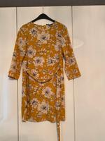 Kleid gelb Blumenmuster S 36 Bayern - Deggendorf Vorschau