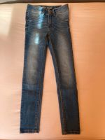 High Waist Jeans blau Grösse 134 Neuwertig Nordrhein-Westfalen - Detmold Vorschau