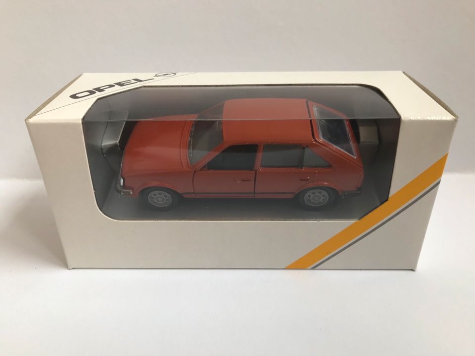 GAMA Opel Kadett D braun 1:43 Modellauto in Ochtendung