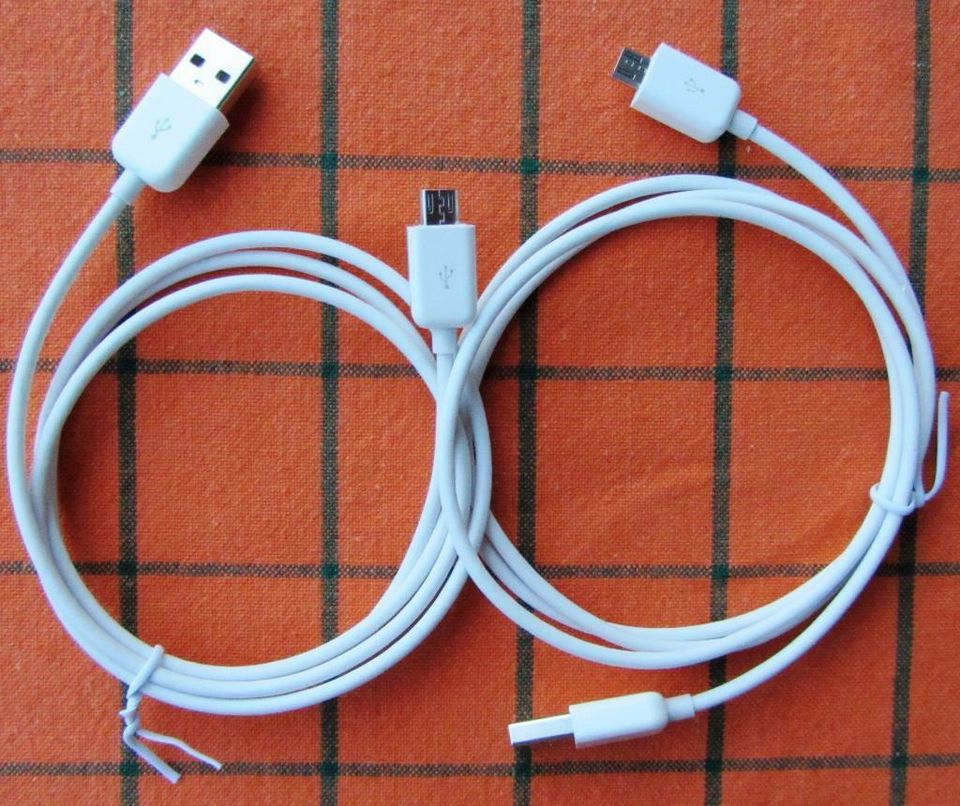 2 x USB Mini Kabel 1,0 m Ladekabel/ Übertragungskabel in Herrsching