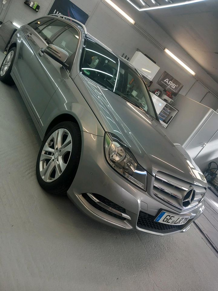 Mercedes C220  Avantgarde ☆top gepflegt☆ neue Reifen in Gelsenkirchen