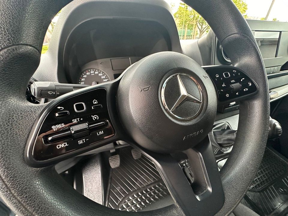 Mercedes-Benz Sprinter 319 Kasten L2H2 MBUX|Kamara|Klima in Kassel