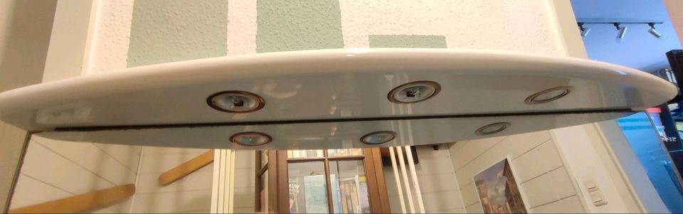 Badezimmerspiegel mit Lichtleiste und Sensor in Marl
