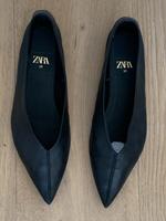 Zara spitze echt Leder Ballerina in schwarz Gr. 39 1x getragen Dortmund - Aplerbeck Vorschau