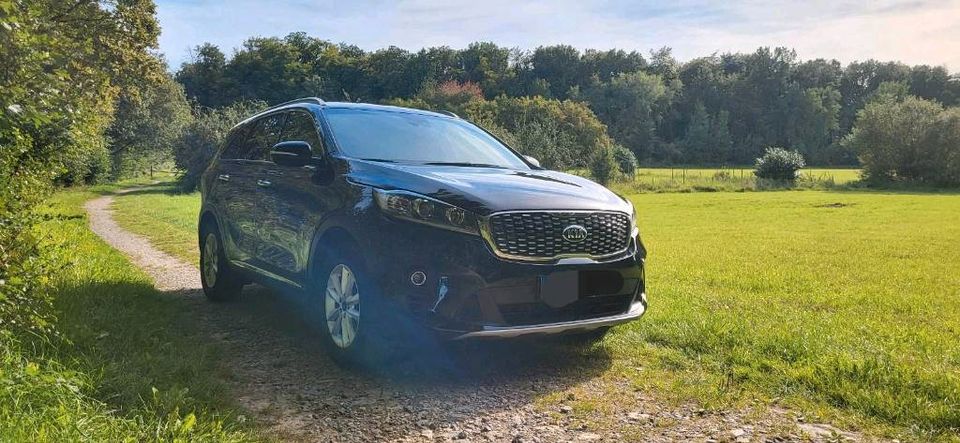 Kia Sorento 2,2CRDi AHK aus Rentnerhand in Lemgo