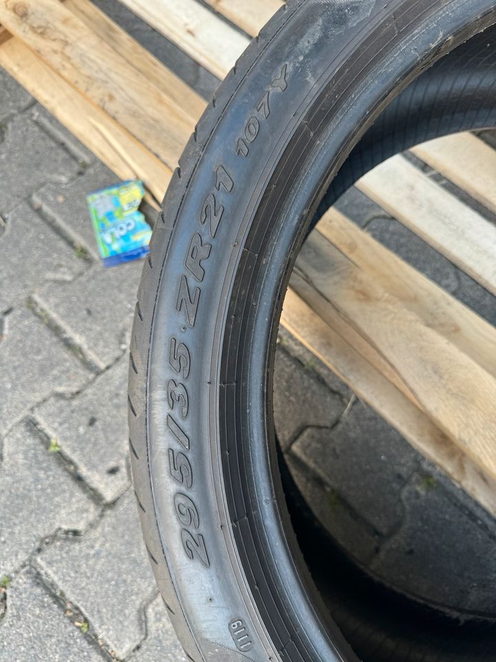 2 Sommerreifen pirelli 295/35ZR21   107Y in Wiesbaden