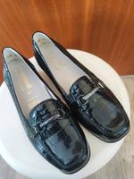 Neue Vitaform Damen Slipper Gr.37 schwarz Lack Berlin - Tempelhof Vorschau