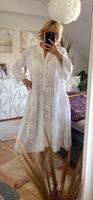 Kleid, Maxi in weiß in Größe M Berlin - Spandau Vorschau