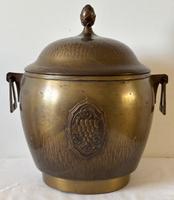Jugendstil, Messing Bowle mit Deckel, Blumentopf, gepunzt Frankfurt am Main - Eschersheim Vorschau