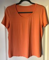 Marc Cain T-Shirt orange Wandsbek - Hamburg Duvenstedt  Vorschau