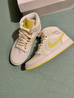 Air Jordan 1 Mid SE - Voltage yellow | 37,5 Hamburg - Harburg Vorschau