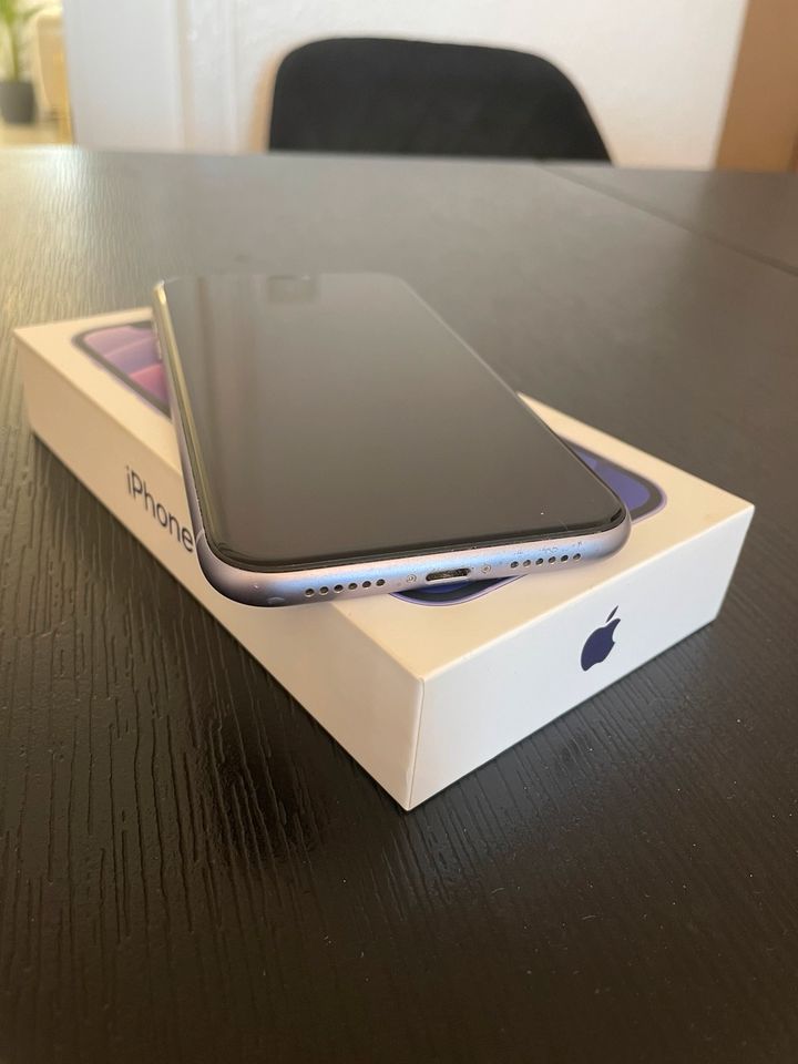 iPhone 11 Leela 128Gb 81% in Hannover