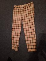 Damen Stoffhose  Mango Casual, Gr. 40, kariert, 1x getragen Niedersachsen - Bad Nenndorf Vorschau