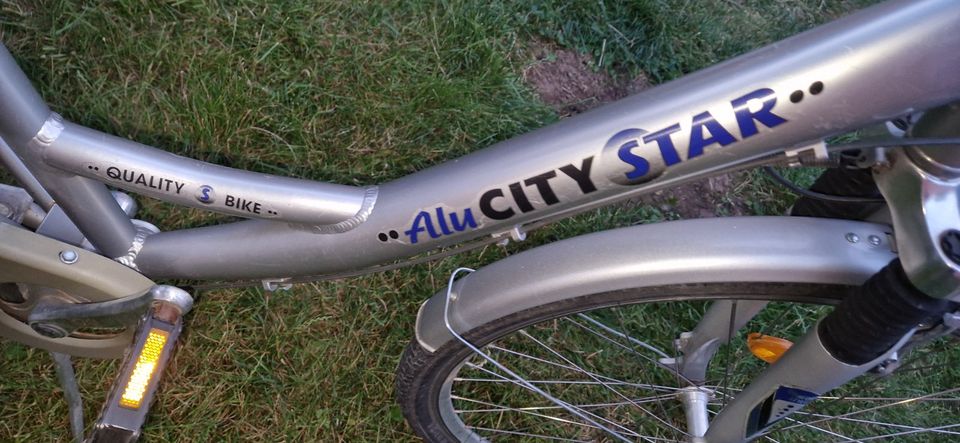 Alu City Star Fahrad 28 Zoll Damenfahrad in Wendlingen am Neckar