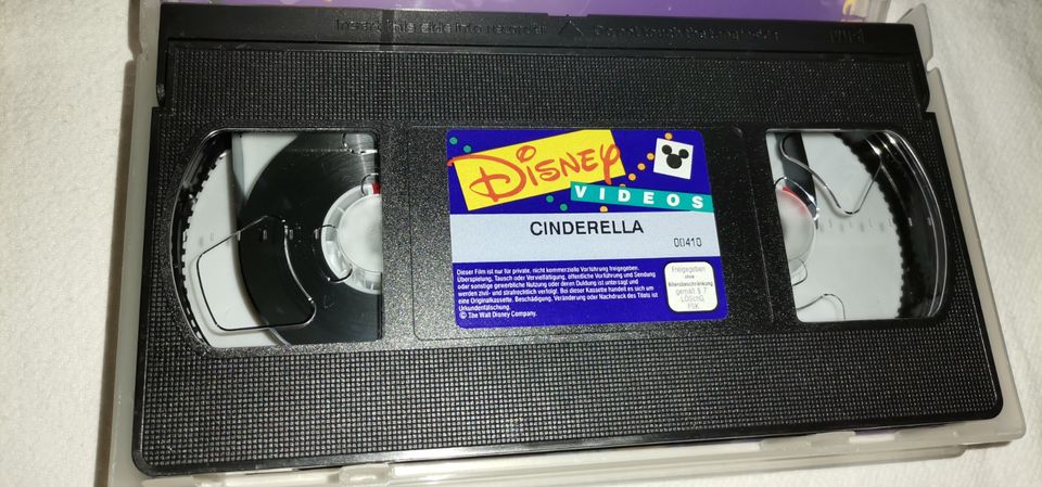 Walt Disney VHS Hologramm Schneewittchen POCAHONTAS Cinderella in Speyer