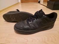 ☆NIKE SNEAKER SCHUHE GR. 42☆ Bayern - Plattling Vorschau