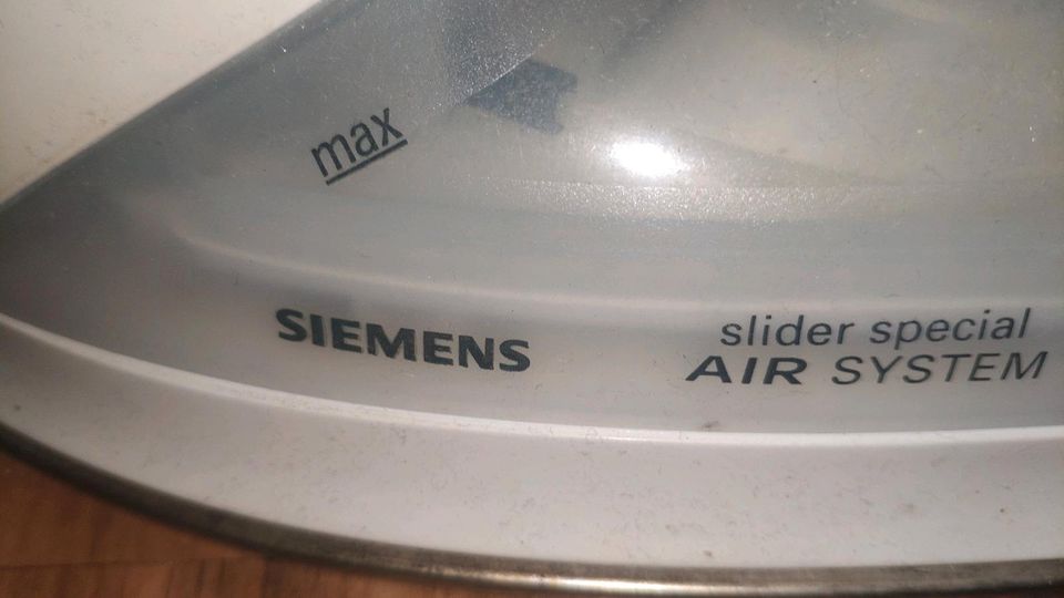 Verkaufe 1 Bügeleisen Marke Siemens in Gemünden (Wohra)