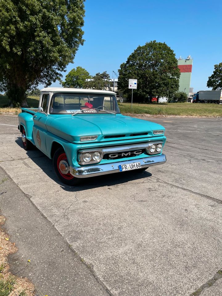 GMC Pickup Truck Stepside Serie 2500 5L Big Block V6 in Breisach am Rhein  