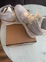 Jordan 1 High Damenschuhe Sneaker neu mit Karton Niedersachsen - Garbsen Vorschau