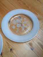 Zwei besondere Dessertteller aus Glas Durchmesser 19 cm Niedersachsen - Aurich Vorschau