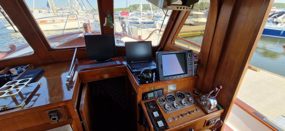 Motoryacht Edership 36 in Rostock