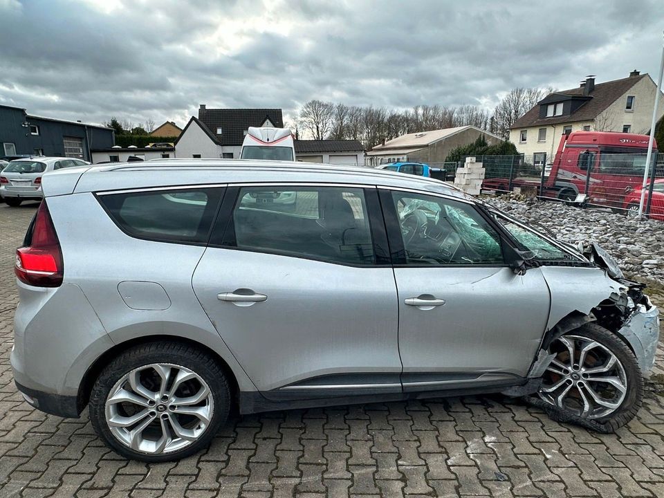 Renault Scenic IV Grand Business Edition in Beckum