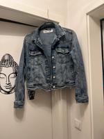 Zara schöne Jeansjacke Gr. XL (40/42) Sachsen - Plauen Vorschau