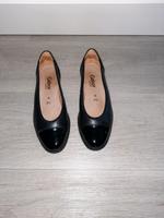 Gabor Pumps Gr. 3 1/2 - Schwarz Lack München - Moosach Vorschau