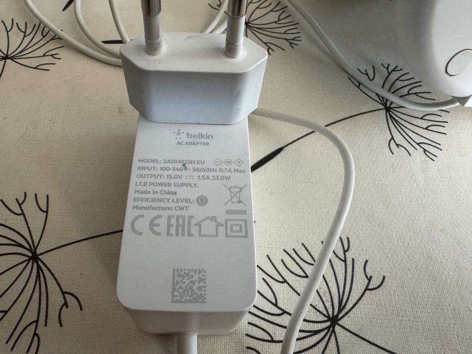 Belkin Boost Charge 3in1 für iPhone in Frickenhausen