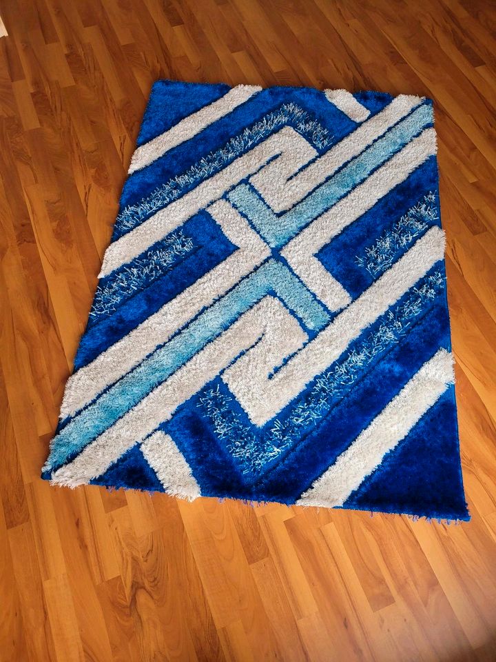 Teppich Blau-Weiß 1,20m x 1,70m Bossan in Zeulenroda